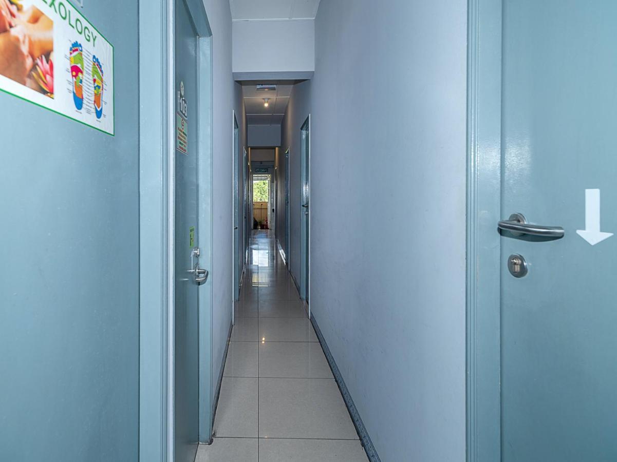 Spot On 90042 One Plaza Eco Hotel Keningau Екстериор снимка